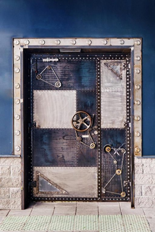 Armored Doors For Homes: Design Features And Protection Levels